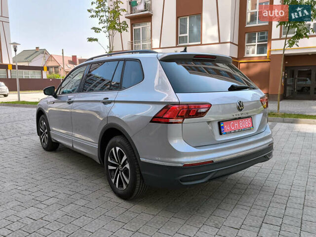 Серый Фольксваген Тигуан, объемом двигателя 1.98 л и пробегом 239 тыс. км за 20700 $, фото 5 на Automoto.ua