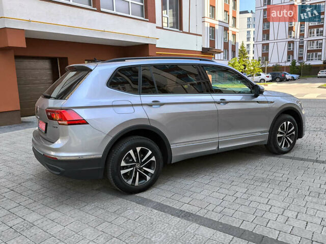 Серый Фольксваген Тигуан, объемом двигателя 1.98 л и пробегом 239 тыс. км за 20700 $, фото 9 на Automoto.ua