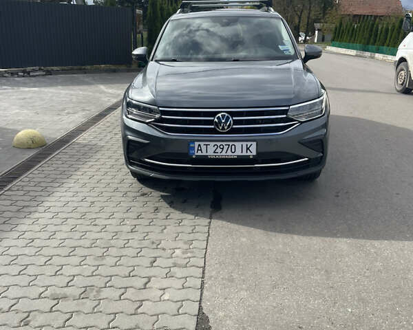 Серый Фольксваген Тигуан, объемом двигателя 1.98 л и пробегом 81 тыс. км за 24700 $, фото 37 на Automoto.ua