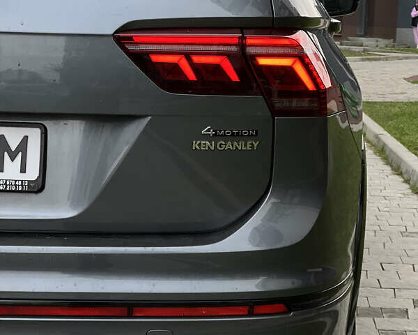 Серый Фольксваген Тигуан, объемом двигателя 1.98 л и пробегом 32 тыс. км за 29500 $, фото 51 на Automoto.ua