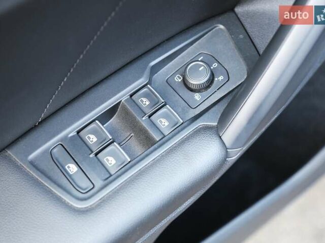 Сірий Фольксваген Тігуан, об'ємом двигуна 1.97 л та пробігом 14 тис. км за 41000 $, фото 30 на Automoto.ua