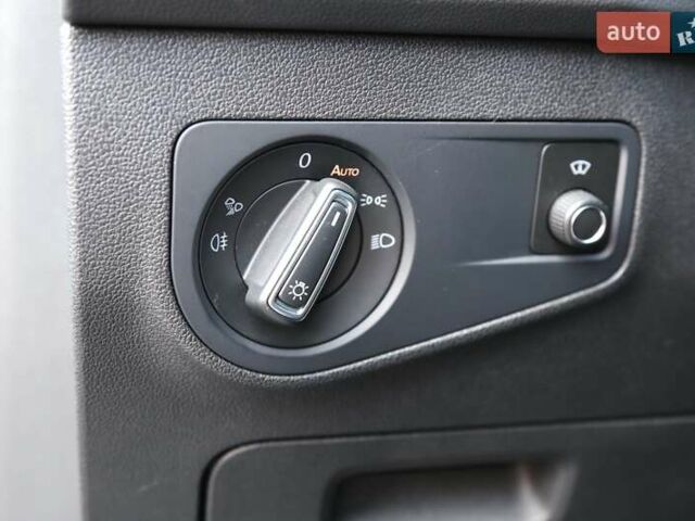 Сірий Фольксваген Тігуан, об'ємом двигуна 1.97 л та пробігом 14 тис. км за 41000 $, фото 32 на Automoto.ua