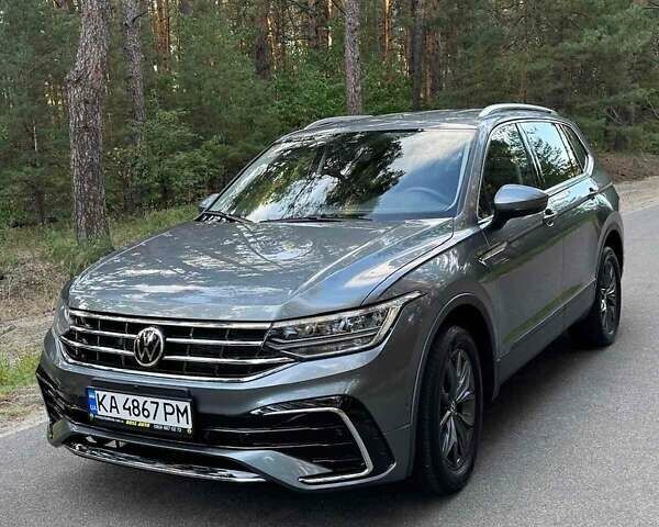 Фольксваген Тигуан 2022 в Киеве на Automoto.ua Серый Фольксваген Тигуан, объемом двигателя 1.98 л и пробегом 51 тыс. км за 34000 $, фото 21 на Automoto.ua