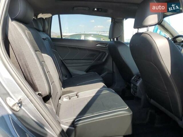 Серый Фольксваген Тигуан, объемом двигателя 1.98 л и пробегом 59 тыс. км за 13474 $, фото 8 на Automoto.ua