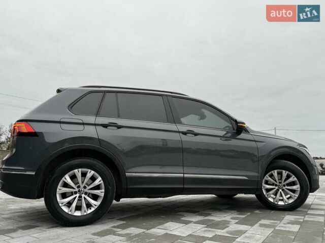 Серый Фольксваген Тигуан, объемом двигателя 1.97 л и пробегом 158 тыс. км за 28999 $, фото 26 на Automoto.ua