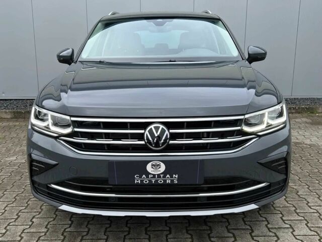 Серый Фольксваген Тигуан, объемом двигателя 2 л и пробегом 13 тыс. км за 17000 $, фото 1 на Automoto.ua