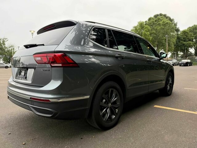 Сірий Фольксваген Тігуан, об'ємом двигуна 2 л та пробігом 27 тис. км за 11900 $, фото 3 на Automoto.ua