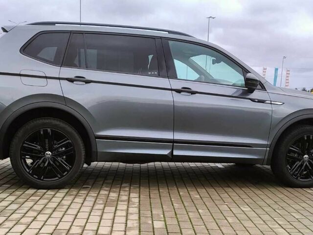 Сірий Фольксваген Тігуан, об'ємом двигуна 2 л та пробігом 30 тис. км за 25000 $, фото 6 на Automoto.ua