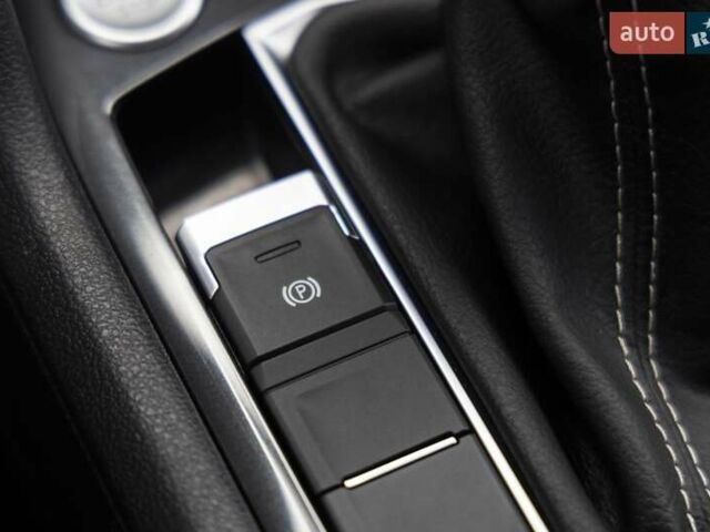 Сірий Фольксваген Тігуан, об'ємом двигуна 2 л та пробігом 2 тис. км за 24200 $, фото 36 на Automoto.ua