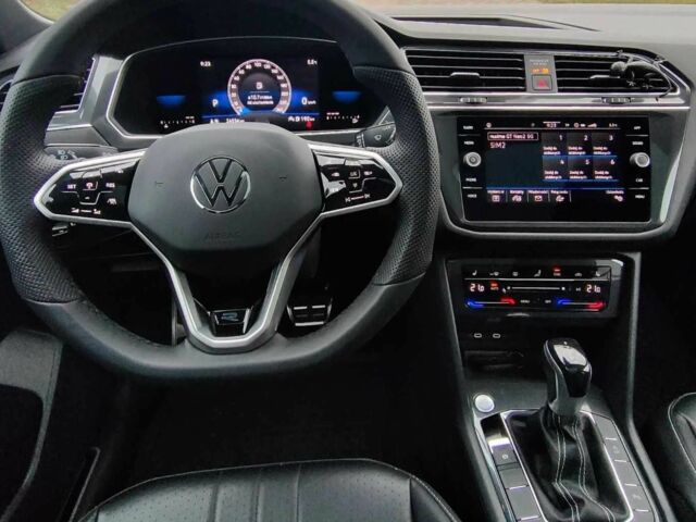 Сірий Фольксваген Тігуан, об'ємом двигуна 2 л та пробігом 30 тис. км за 25000 $, фото 11 на Automoto.ua