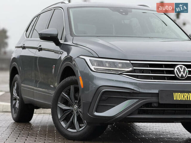 Серый Фольксваген Тигуан, объемом двигателя 1.98 л и пробегом 69 тыс. км за 23450 $, фото 7 на Automoto.ua