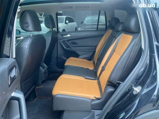 Сірий Фольксваген Тігуан, об'ємом двигуна 2 л та пробігом 131 тис. км за 19500 $, фото 19 на Automoto.ua
