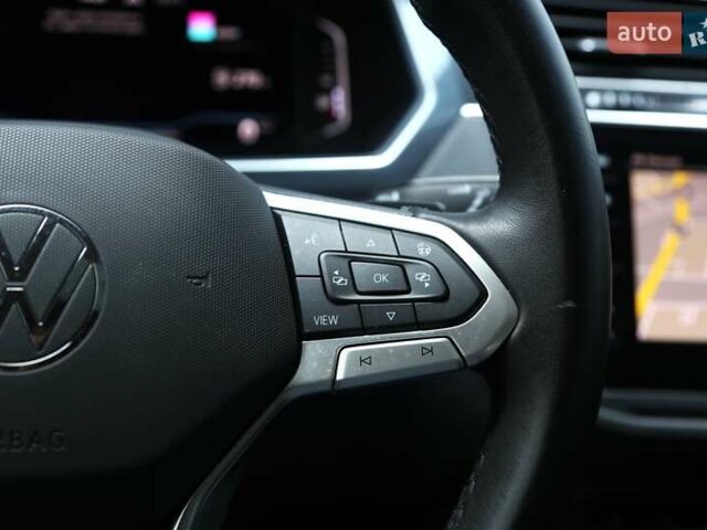 Сірий Фольксваген Тігуан, об'ємом двигуна 1.97 л та пробігом 14 тис. км за 41000 $, фото 35 на Automoto.ua