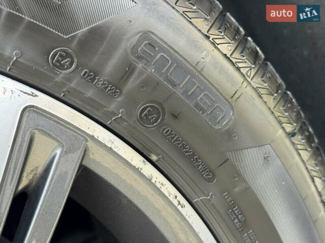 Серый Фольксваген Тигуан, объемом двигателя 1.97 л и пробегом 199 тыс. км за 32000 $, фото 82 на Automoto.ua