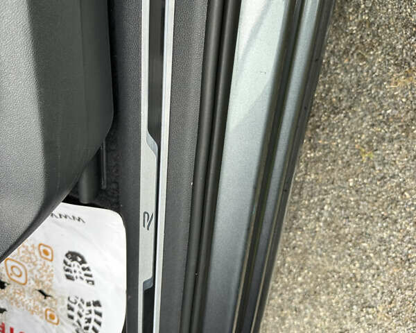 Сірий Фольксваген Тігуан, об'ємом двигуна 2 л та пробігом 21 тис. км за 29999 $, фото 39 на Automoto.ua