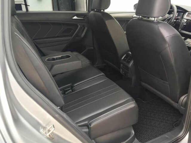 Серый Фольксваген Тигуан, объемом двигателя 0 л и пробегом 68 тыс. км за 15700 $, фото 8 на Automoto.ua