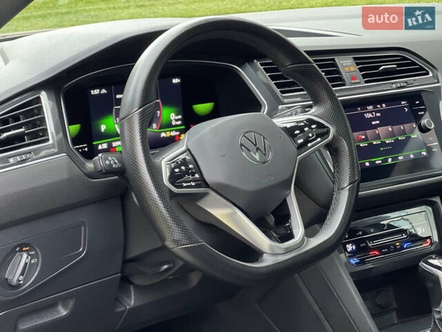 Серый Фольксваген Тигуан, объемом двигателя 1.98 л и пробегом 32 тыс. км за 29500 $, фото 57 на Automoto.ua