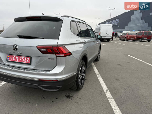 Сірий Фольксваген Тігуан, об'ємом двигуна 1.98 л та пробігом 67 тис. км за 24900 $, фото 3 на Automoto.ua