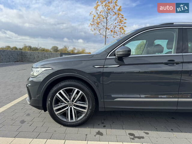Серый Фольксваген Тигуан, объемом двигателя 1.97 л и пробегом 199 тыс. км за 31999 $, фото 10 на Automoto.ua