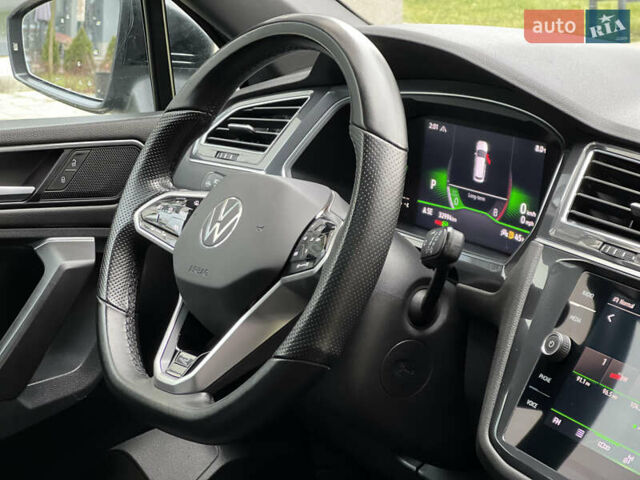 Серый Фольксваген Тигуан, объемом двигателя 1.98 л и пробегом 32 тыс. км за 29500 $, фото 72 на Automoto.ua