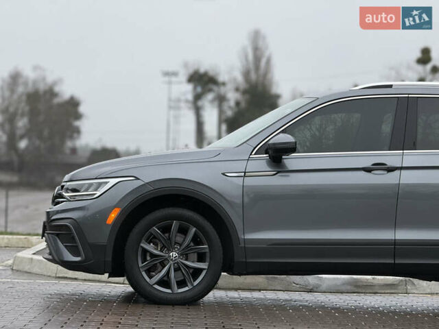 Серый Фольксваген Тигуан, объемом двигателя 1.98 л и пробегом 69 тыс. км за 23450 $, фото 9 на Automoto.ua