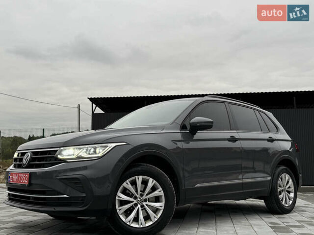 Серый Фольксваген Тигуан, объемом двигателя 1.97 л и пробегом 158 тыс. км за 28999 $, фото 11 на Automoto.ua