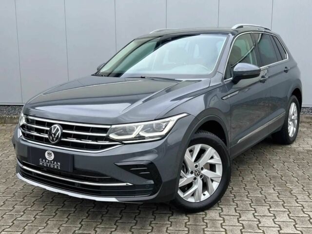 Серый Фольксваген Тигуан, объемом двигателя 2 л и пробегом 13 тыс. км за 17000 $, фото 2 на Automoto.ua