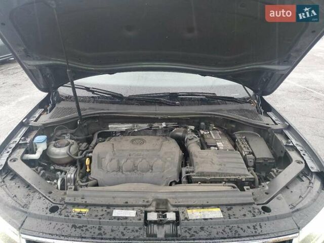 Серый Фольксваген Тигуан, объемом двигателя 2 л и пробегом 144 тыс. км за 8600 $, фото 11 на Automoto.ua