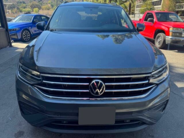 Сірий Фольксваген Тігуан, об'ємом двигуна 2 л та пробігом 19 тис. км за 16500 $, фото 1 на Automoto.ua