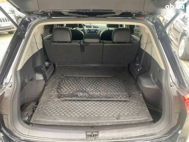 Сірий Фольксваген Тігуан, об'ємом двигуна 2 л та пробігом 131 тис. км за 19500 $, фото 25 на Automoto.ua