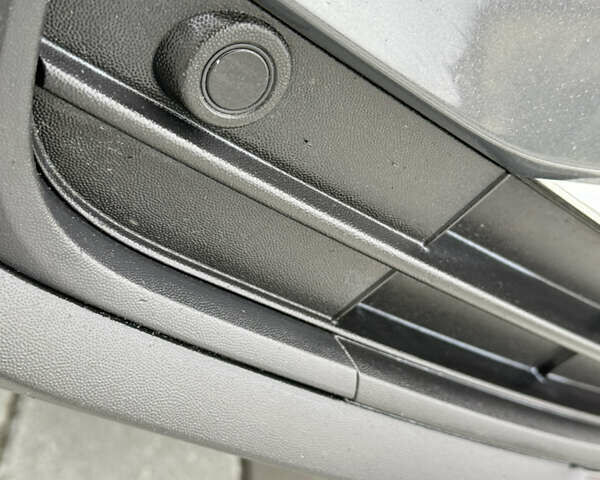 Серый Фольксваген Тигуан, объемом двигателя 1.97 л и пробегом 158 тыс. км за 28999 $, фото 18 на Automoto.ua