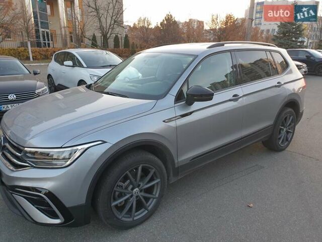 Серый Фольксваген Тигуан, объемом двигателя 1.98 л и пробегом 37 тыс. км за 21500 $, фото 6 на Automoto.ua