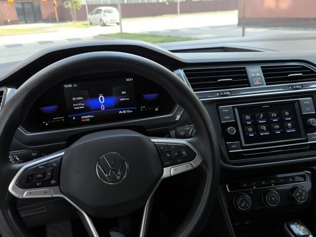 Серый Фольксваген Тигуан, объемом двигателя 2 л и пробегом 239 тыс. км за 20500 $, фото 6 на Automoto.ua