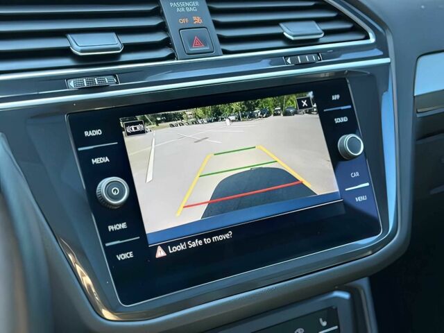 Серый Фольксваген Тигуан, объемом двигателя 2 л и пробегом 16 тыс. км за 16500 $, фото 9 на Automoto.ua