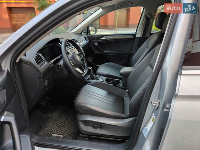 Серый Фольксваген Тигуан, объемом двигателя 1.98 л и пробегом 239 тыс. км за 20700 $, фото 30 на Automoto.ua