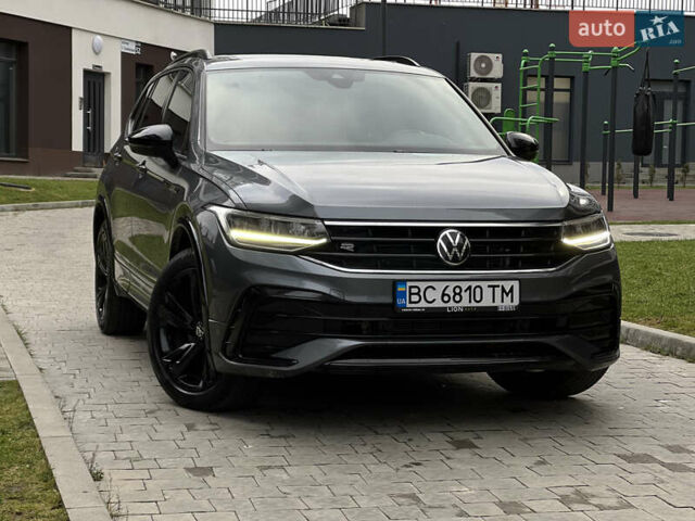 Серый Фольксваген Тигуан, объемом двигателя 1.98 л и пробегом 32 тыс. км за 29500 $, фото 23 на Automoto.ua