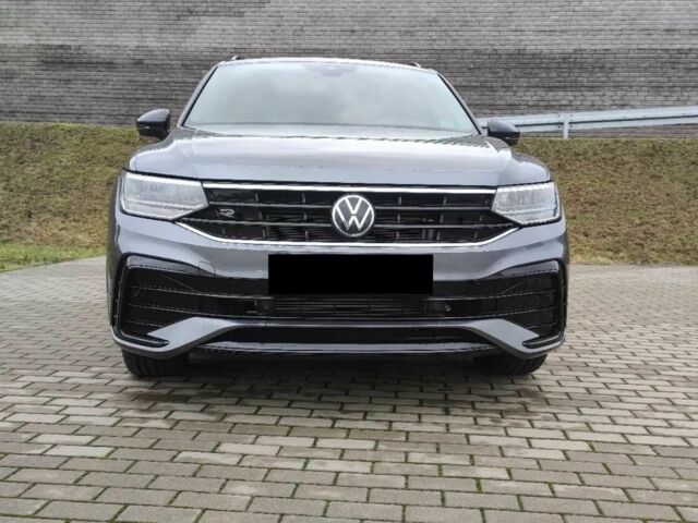 Сірий Фольксваген Тігуан, об'ємом двигуна 2 л та пробігом 30 тис. км за 25000 $, фото 1 на Automoto.ua