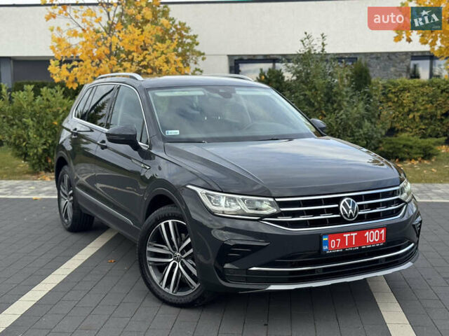 Серый Фольксваген Тигуан, объемом двигателя 1.97 л и пробегом 199 тыс. км за 31999 $, фото 24 на Automoto.ua