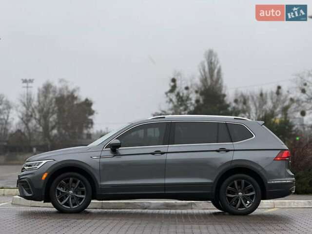 Серый Фольксваген Тигуан, объемом двигателя 1.98 л и пробегом 69 тыс. км за 23450 $, фото 8 на Automoto.ua