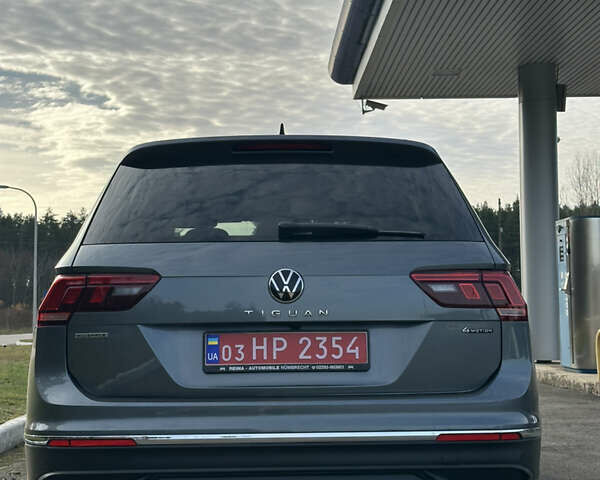 Серый Фольксваген Тигуан, объемом двигателя 1.97 л и пробегом 199 тыс. км за 32500 $, фото 13 на Automoto.ua
