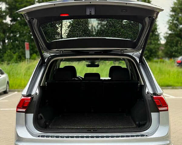 Сірий Фольксваген Тігуан, об'ємом двигуна 1.98 л та пробігом 36 тис. км за 26000 $, фото 12 на Automoto.ua