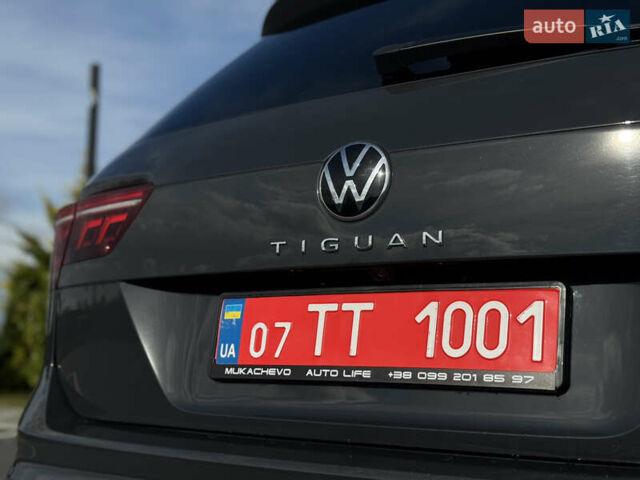 Серый Фольксваген Тигуан, объемом двигателя 1.97 л и пробегом 199 тыс. км за 32000 $, фото 20 на Automoto.ua