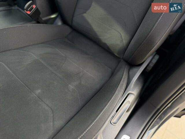 Серый Фольксваген Тигуан, объемом двигателя 1.97 л и пробегом 199 тыс. км за 31999 $, фото 31 на Automoto.ua