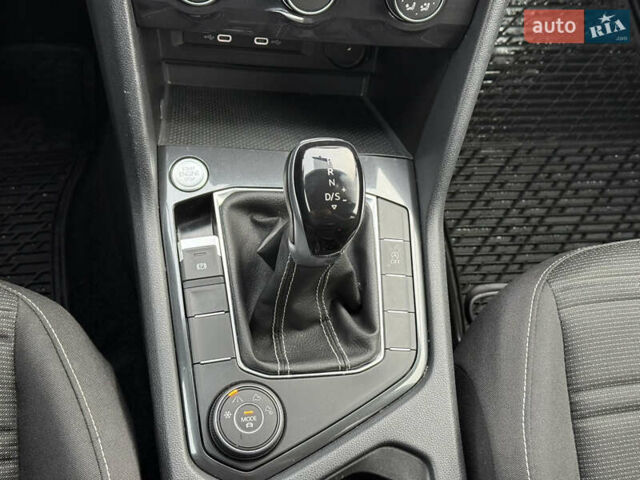 Сірий Фольксваген Тігуан, об'ємом двигуна 1.98 л та пробігом 67 тис. км за 24900 $, фото 18 на Automoto.ua