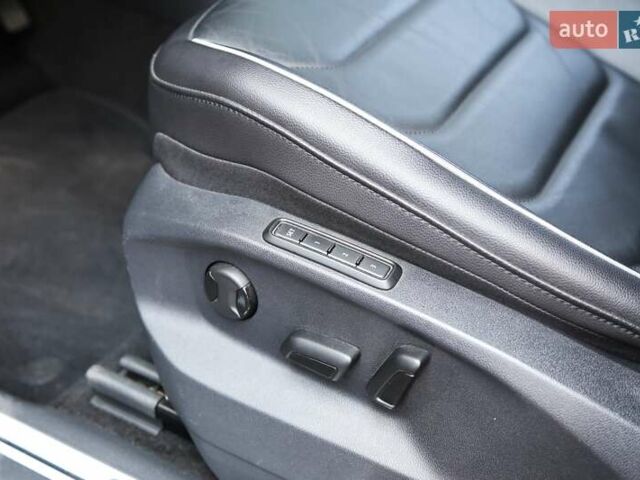 Сірий Фольксваген Тігуан, об'ємом двигуна 1.97 л та пробігом 14 тис. км за 41000 $, фото 29 на Automoto.ua