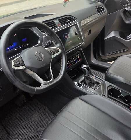 Серый Фольксваген Тигуан, объемом двигателя 1.98 л и пробегом 106 тыс. км за 23000 $, фото 22 на Automoto.ua