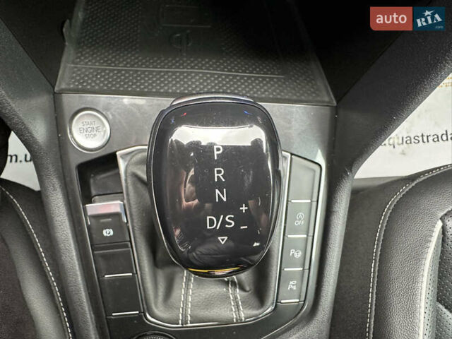 Сірий Фольксваген Тігуан, об'ємом двигуна 2 л та пробігом 21 тис. км за 29999 $, фото 47 на Automoto.ua