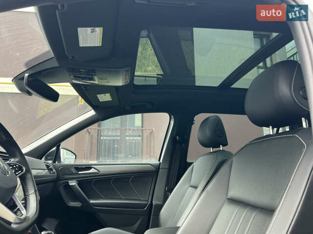 Серый Фольксваген Тигуан, объемом двигателя 1.98 л и пробегом 32 тыс. км за 29500 $, фото 79 на Automoto.ua