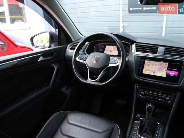 Сірий Фольксваген Тігуан, об'ємом двигуна 1.97 л та пробігом 14 тис. км за 41000 $, фото 11 на Automoto.ua