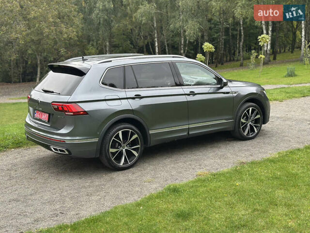 Сірий Фольксваген Тігуан, об'ємом двигуна 2 л та пробігом 21 тис. км за 29999 $, фото 12 на Automoto.ua